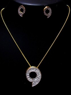 AD Pendant Set